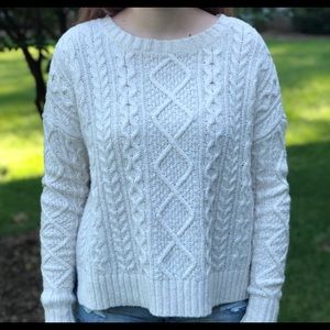 american eagle sweater.